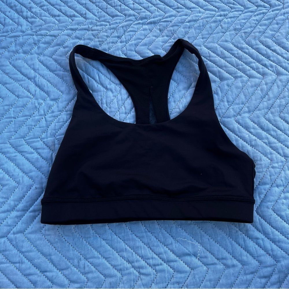Lululemon high support invigorate sport bra size 4
